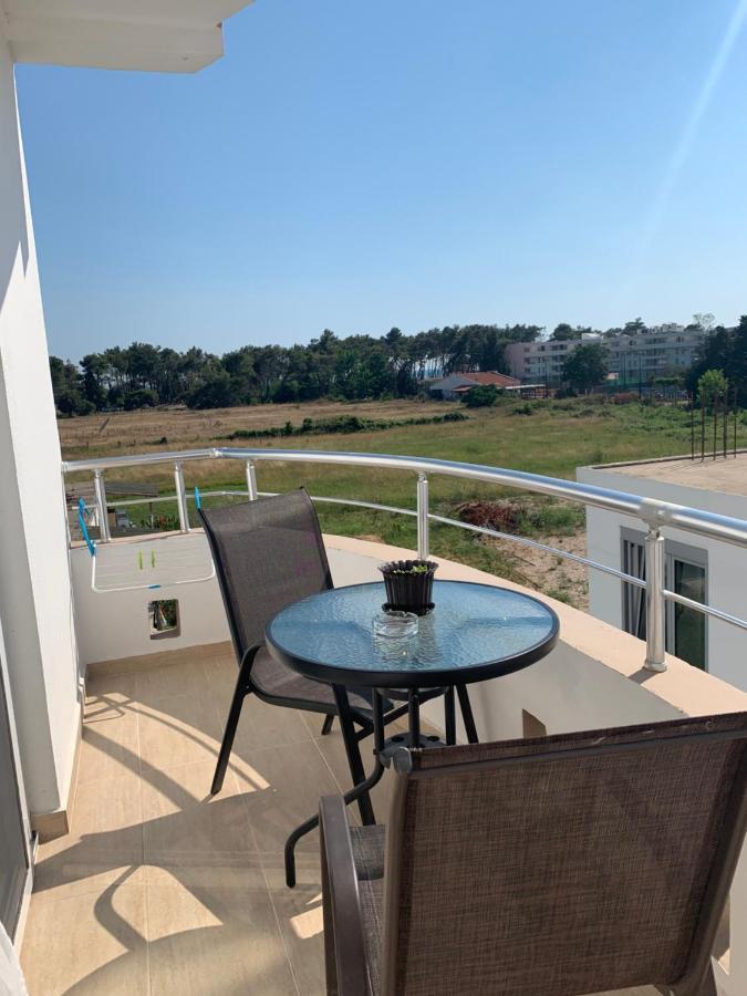 Apartmens Xhenis Lux อุลซิน ภายนอก รูปภาพ