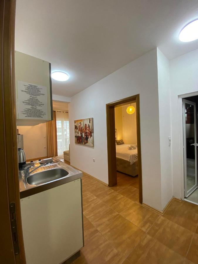 Apartmens Xhenis Lux อุลซิน ภายนอก รูปภาพ