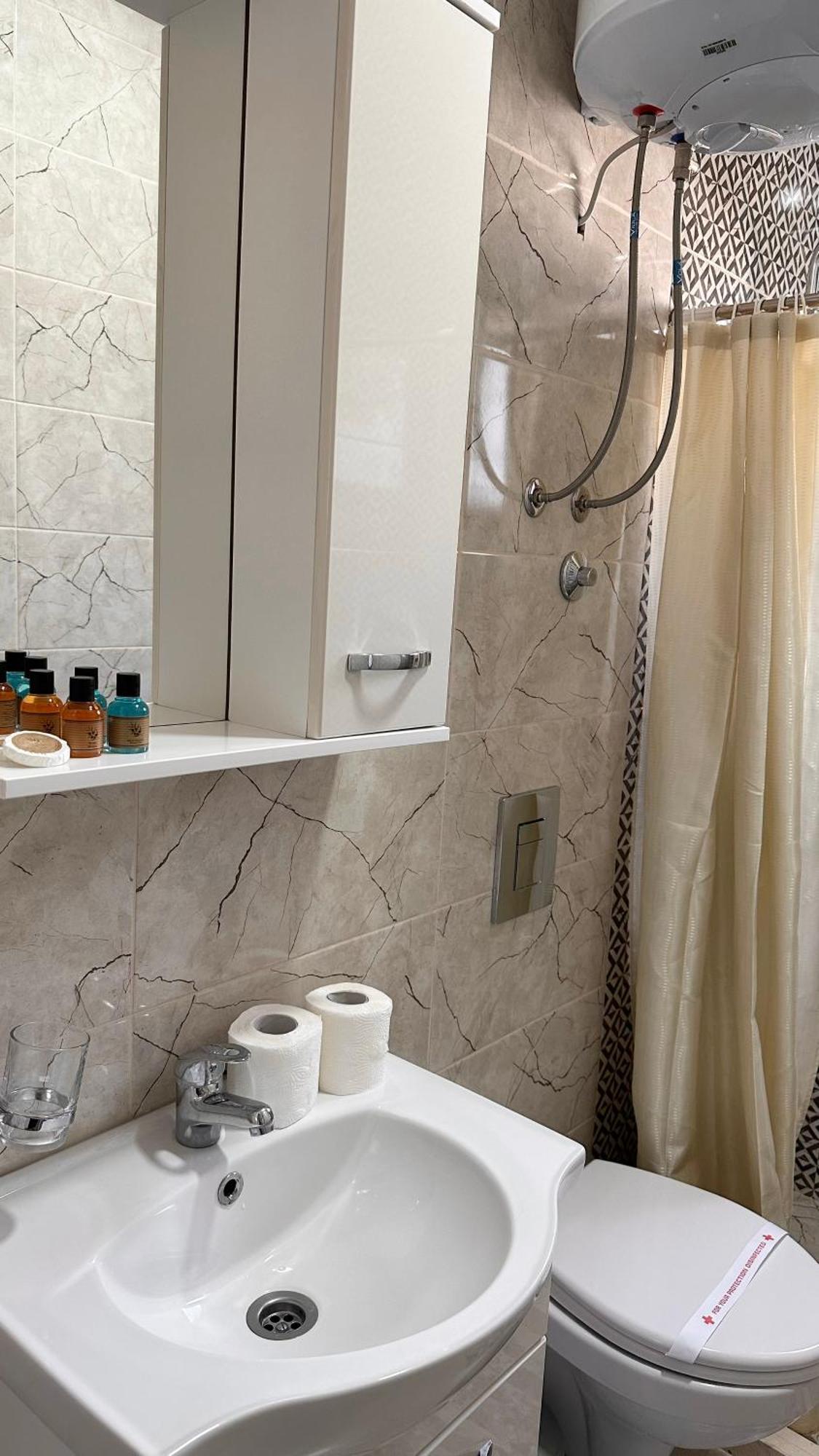 Apartmens Xhenis Lux อุลซิน ภายนอก รูปภาพ