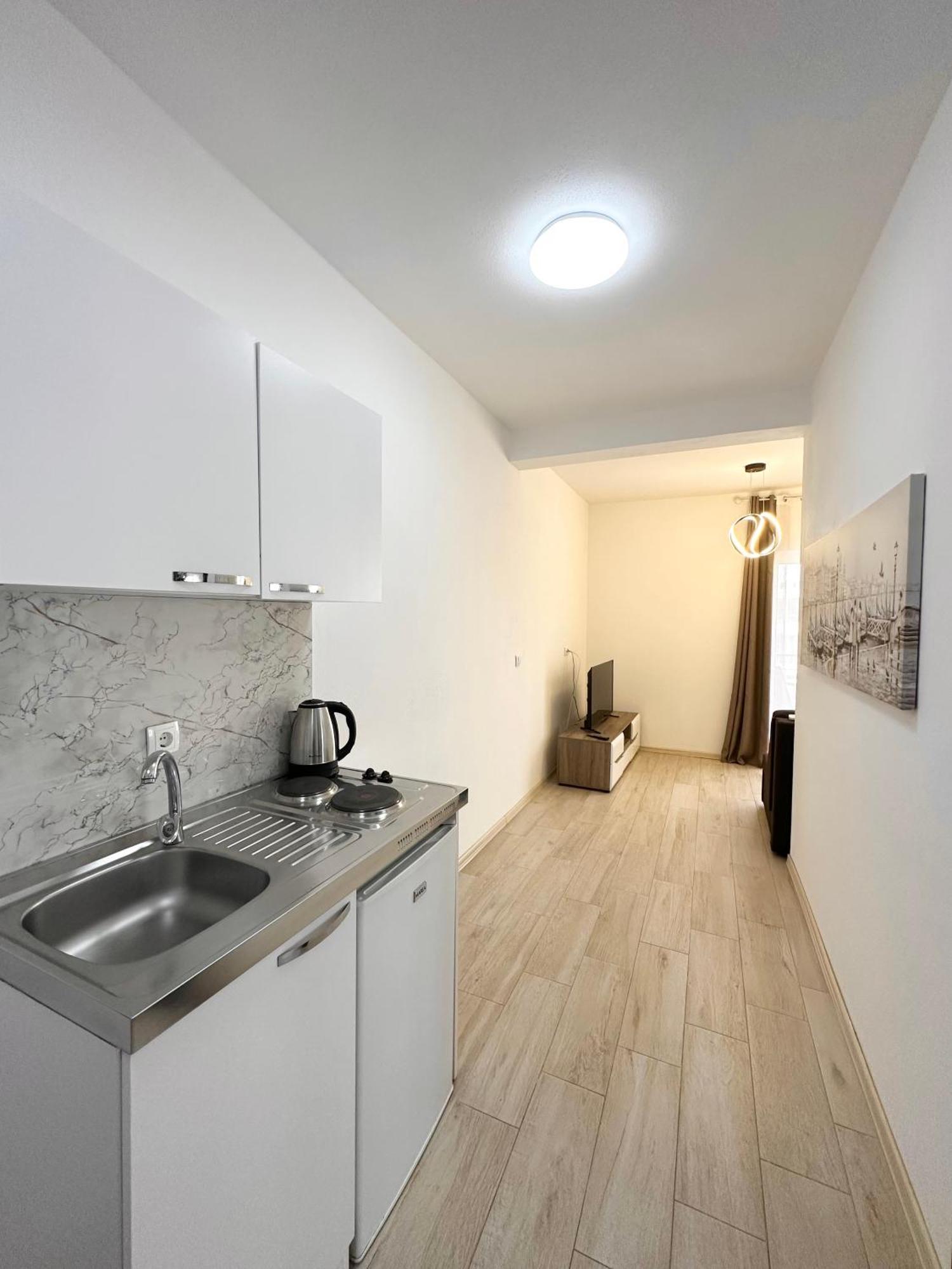 Apartmens Xhenis Lux อุลซิน ภายนอก รูปภาพ